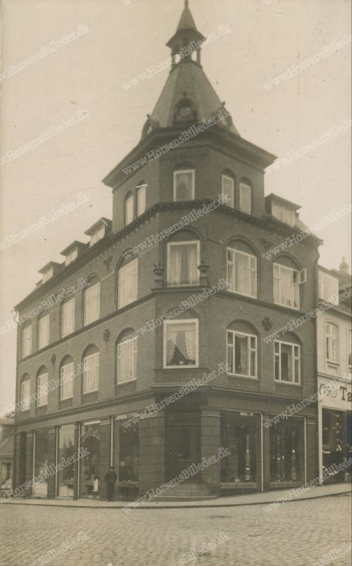 Smedegade 1
